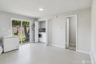 Unit B Dining/Laundry/Half Bath