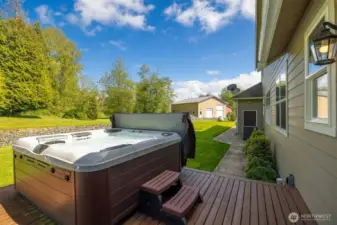Deck & Hot Tub off of Maif Floor Master Suite
