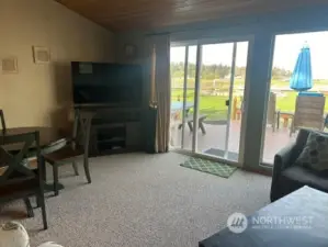 Dining area & large TV