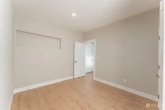 2nd bedroom.