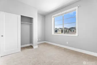 2nd bedroom