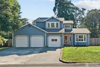 Warm and welcoming home that checks all the boxes. It has a well designed floorplan, 3 bay garage, large lot, and a great location.