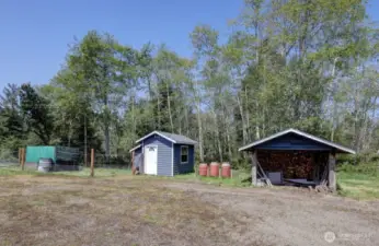 Chicken coop & outbuilding
