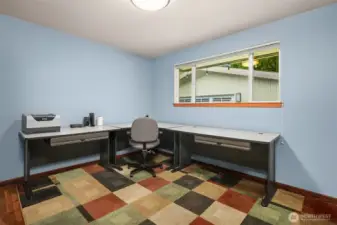 2nd bedroom