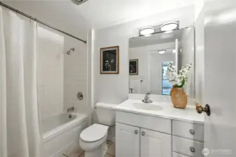Pristine bathroom.