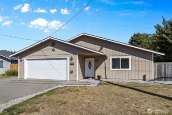 Take a peek inside this lovely, North Tacoma rambler