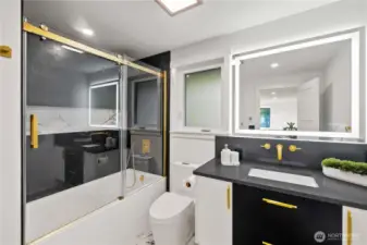 Bedroom 5 En suite