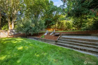 Large Side Yard