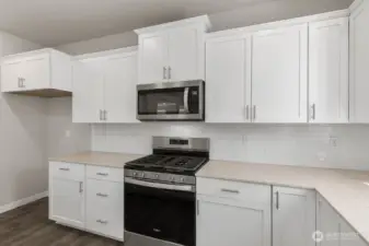 Colors and finishes may vary.