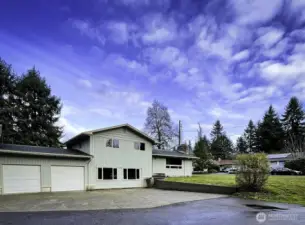 RIGHT IN THE HEART OF THE NORTHEAST OLYMPIA