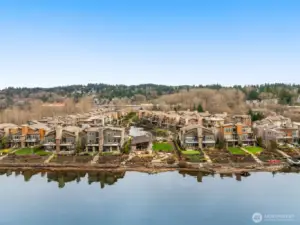 You'll feel like you're on vacation, yet you'll be just 5 miles to Bellevue with easy access to I-405, Sea-Tac, dining and shopping