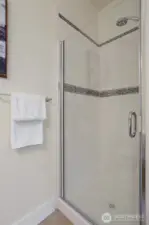 Lower level bath.