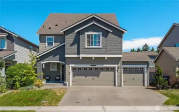Gateway community resale home near JBLM