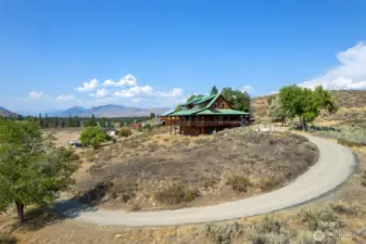 Looking North, big valley views and elevated exposure.