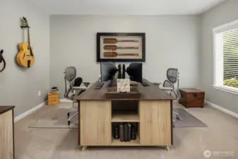 This versatile office offers a calm, light-filled space that perfectly balances productivity and style — an ideal retreat for working or pursuing your passions.