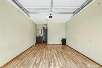Garage has custom floors in it - multi-purpose