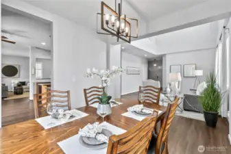 Dining Room w/ Kitchen Access