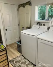 1135A Laundry Room