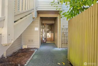Entry with storage