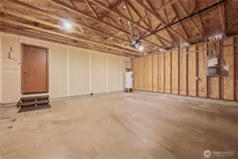 Oversized garage, clean and ready for use