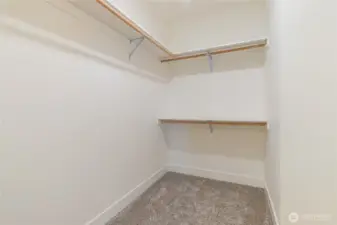 walk-in closet