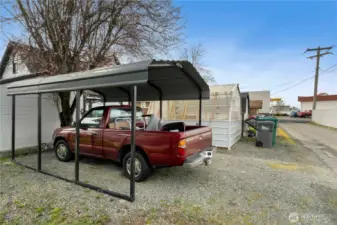 1 covered carport.