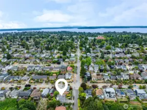 Close to parks, restaurants, coffee shops. great schools, and grocery stores.
