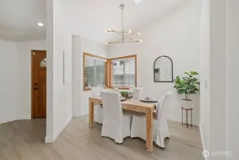 A nice separate area for dining.
