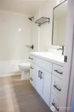 Bathroom - Main Level