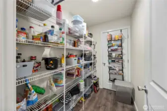 Walk-in Pantry