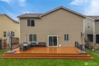 Back yard - new deck