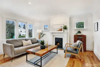 Abundant windows and good light throughout