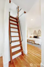 Strudy ladder to loft