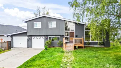 2517 Larch Place