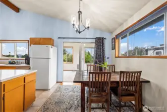 Dining room off kitchen
