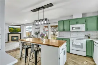 Eat in Kitchen