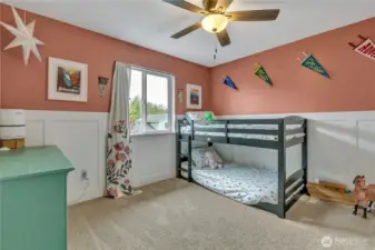 2nd bedroom