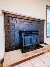 KEEP TOASTY ALL WINTER WITH THIS WOODSTOVE