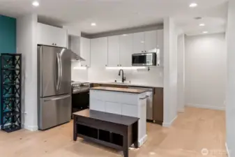 Stainless appliances stay!