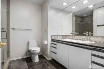 Updated primary bath