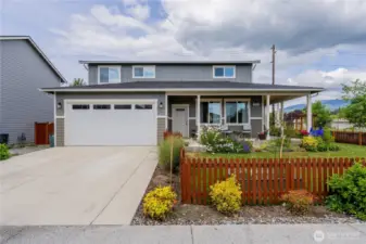 2 car garage, front view