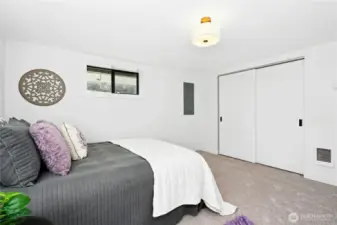 Another view of the 4th bedroom...