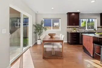 Everyday dining area perfectly situated between living room& Kitchen