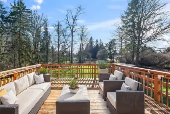 Upper deck virtually staged.