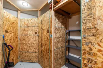 Storage unit, big enough for storing a bicycle, etc.