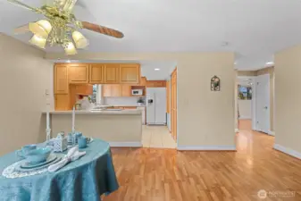 Eating Area looking into Kitchen
