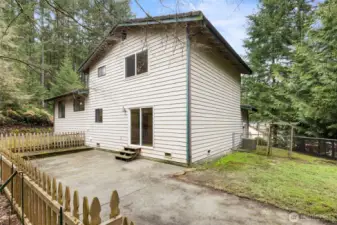 This home conveniently located in Poulsbo will come to life in spring - check it out before it's gone!