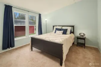 2nd bedroom