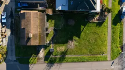 Looking down on the home and 6,970 sf parcel at the corner of 13th and Fillmore.