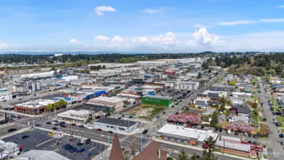 Grocery outlet is also a block away